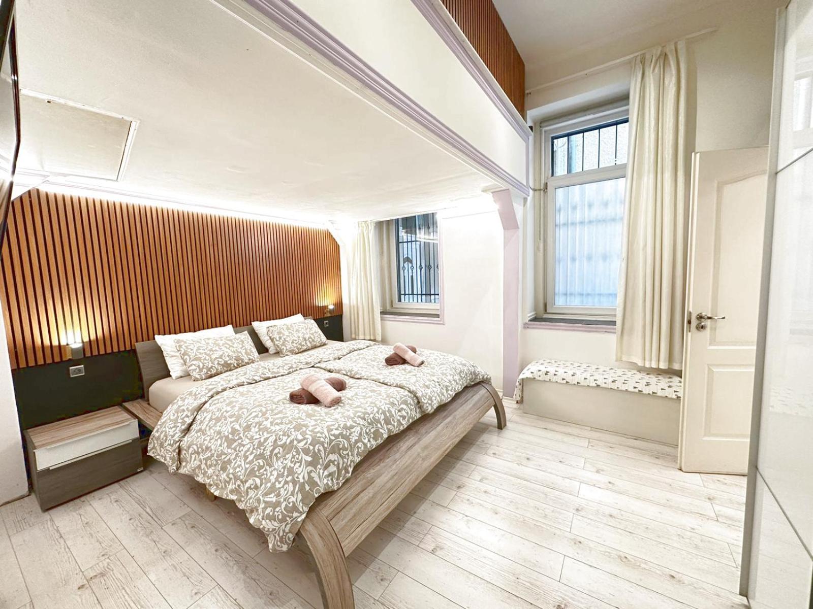 Yes, Yes! Lovely Apartment Good Amenities Budapest Center Buitenkant foto