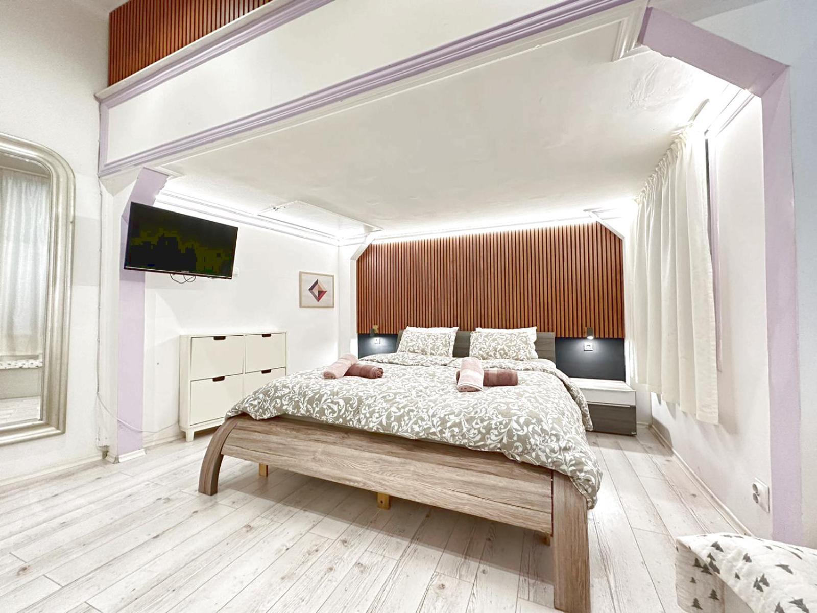 Yes, Yes! Lovely Apartment Good Amenities Budapest Center Buitenkant foto